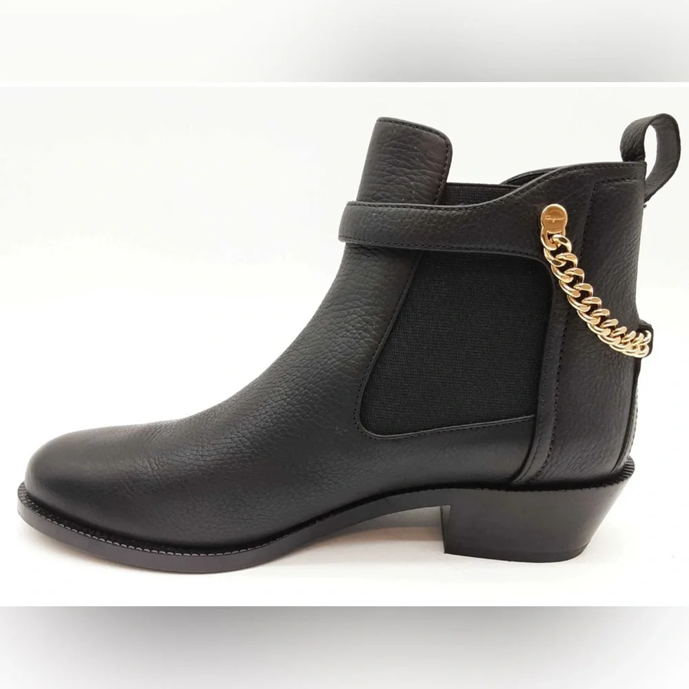 Salvatore Ferragamo beautiful ankle
